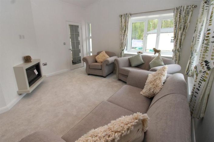 Image No.4-2 Bed Park Home for sale