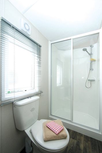 Image No.9-2 Bed Park Home for sale