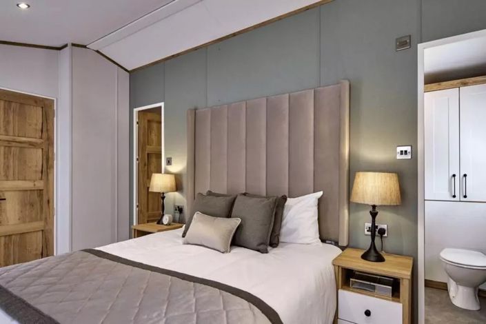 Image No.5-2 Bed Park Home for sale