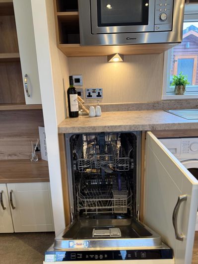 Image No.13-3 Bed Park Home for sale