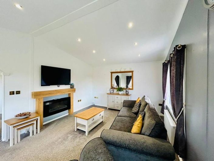 Image No.4-2 Bed Park Home for sale