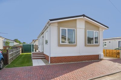 1 - Cheltenham, Park Home