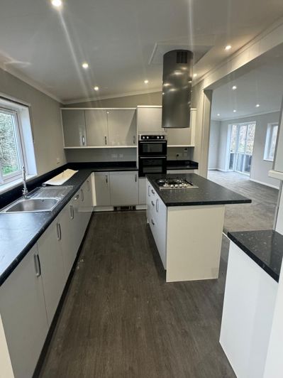 Image No.19-2 Bed Park Home for sale