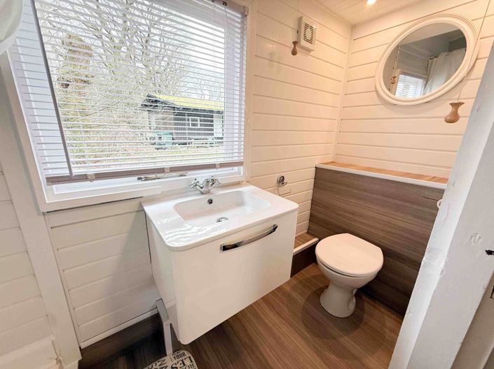 Image No.11-3 Bed Park Home for sale