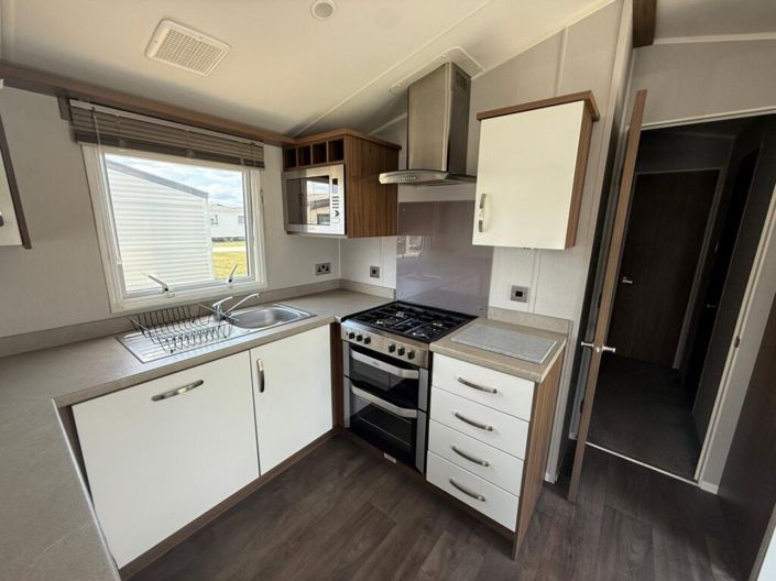 Image No.5-2 Bed Park Home for sale