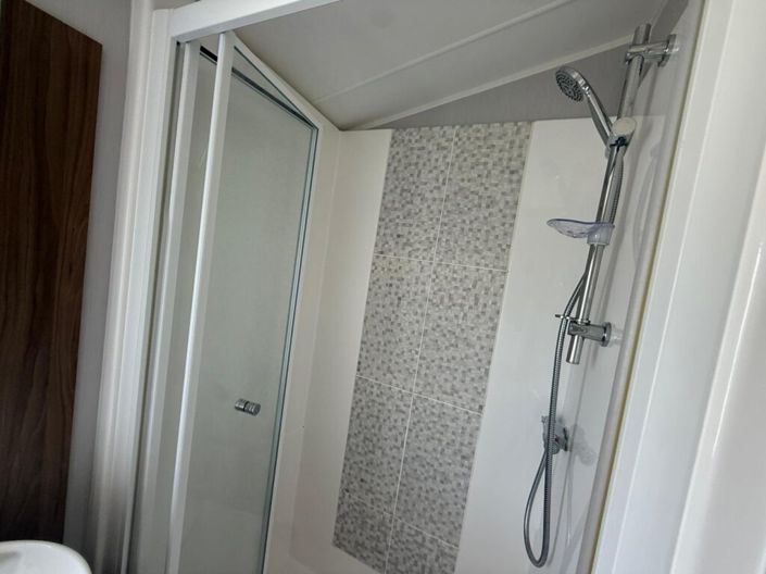 Image No.9-2 Bed Park Home for sale