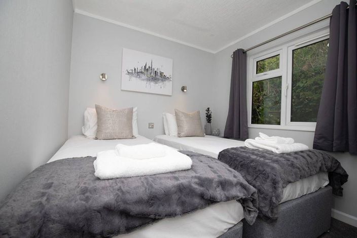 Image No.14-3 Bed Park Home for sale