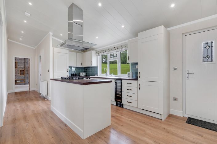 Image No.9-3 Bed Park Home for sale