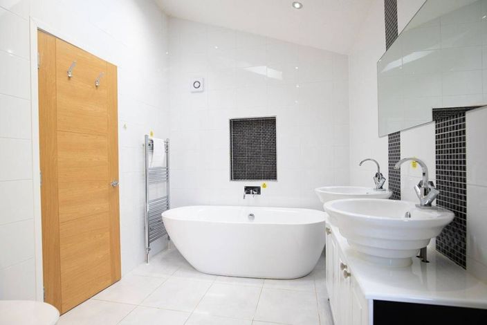 Image No.20-1 Bed Park Home for sale