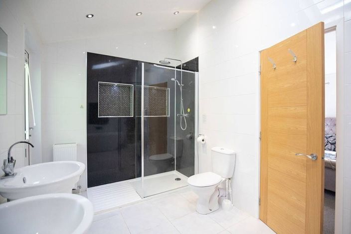 Image No.21-1 Bed Park Home for sale