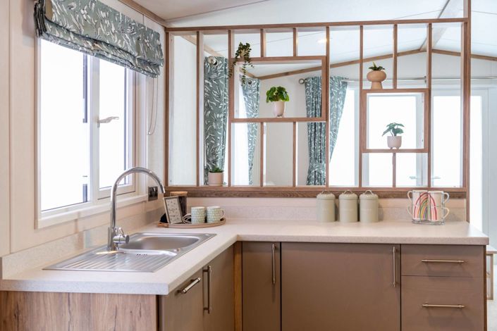 Image No.4-2 Bed Park Home for sale