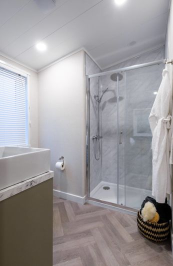 Image No.28-2 Bed Park Home for sale