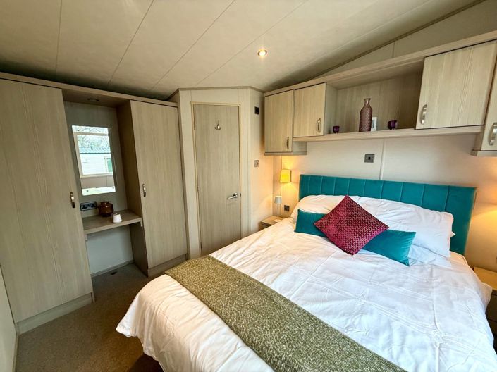 Image No.9-2 Bed Park Home for sale