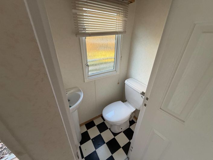 Image No.6-2 Bed Park Home for sale