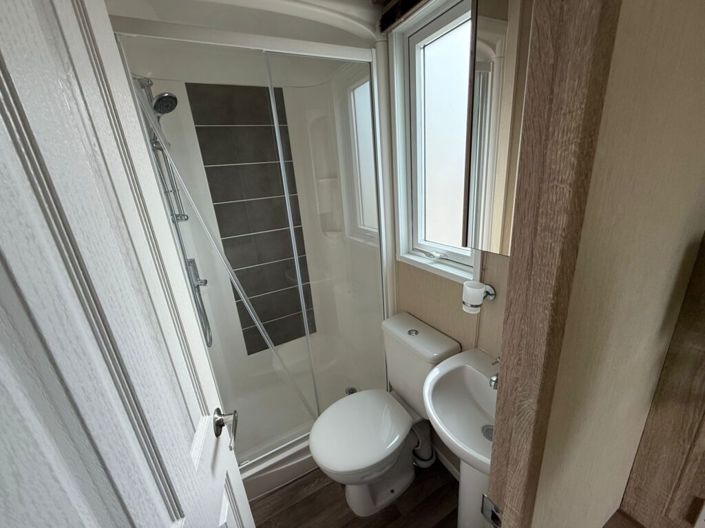 Image No.9-3 Bed Park Home for sale