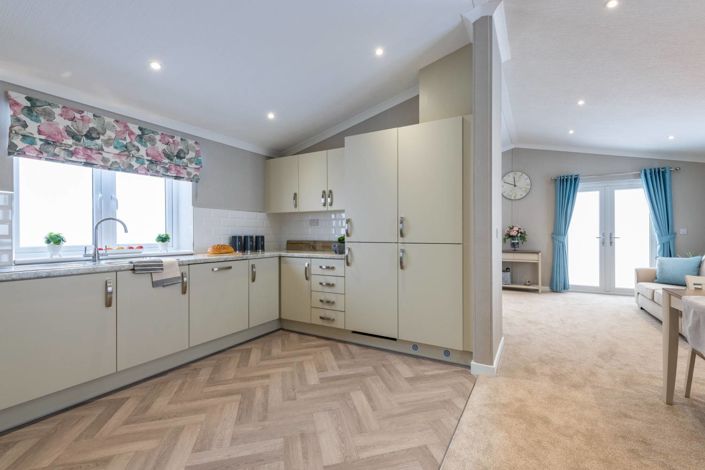 Image No.13-2 Bed Park Home for sale