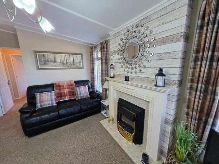 Image No.11-2 Bed Park Home for sale
