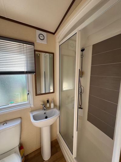 Image No.11-2 Bed Park Home for sale