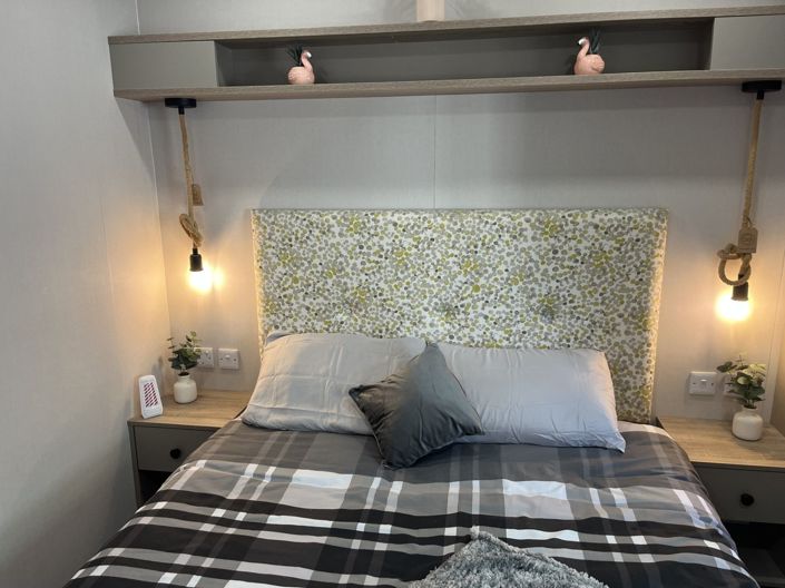 Image No.4-2 Bed Park Home for sale