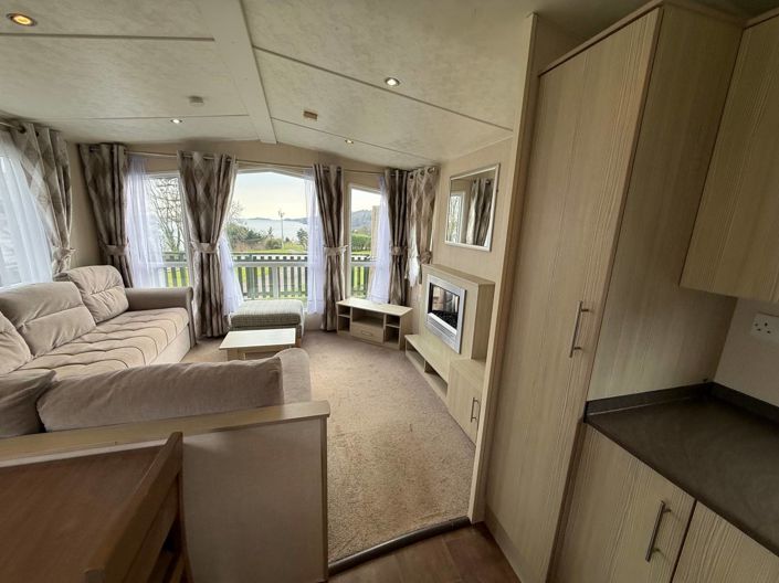 Image No.4-3 Bed Park Home for sale