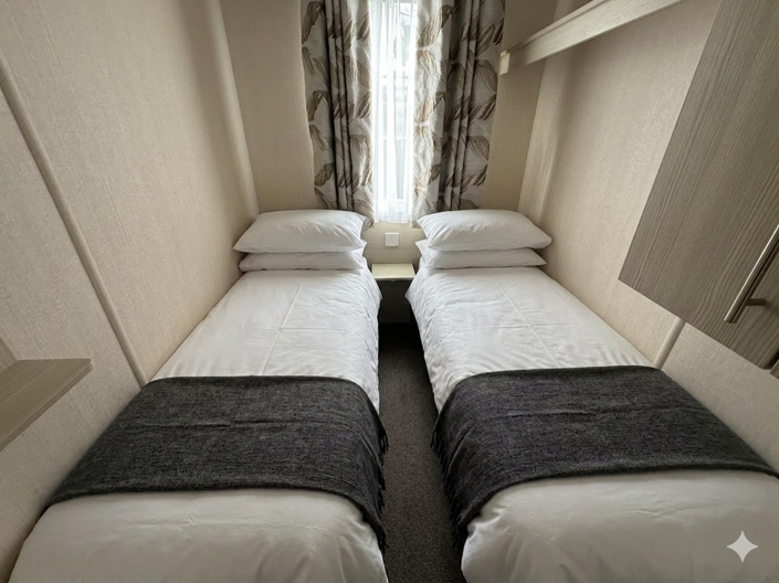 Image No.8-3 Bed Park Home for sale