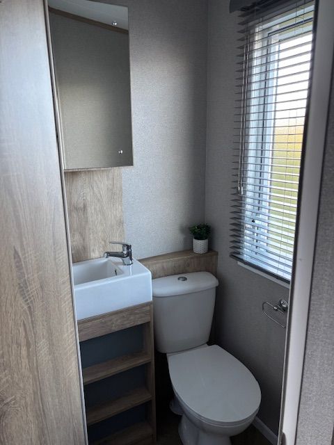 Image No.8-2 Bed Park Home for sale