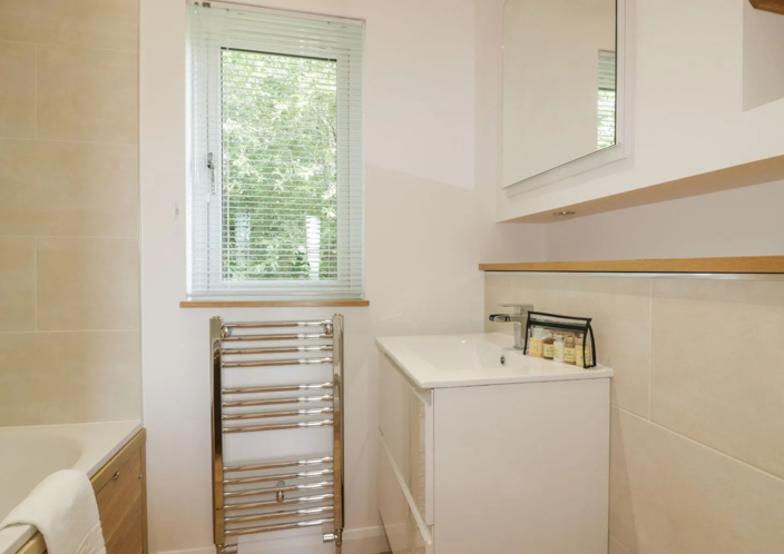 Image No.14-2 Bed Park Home for sale