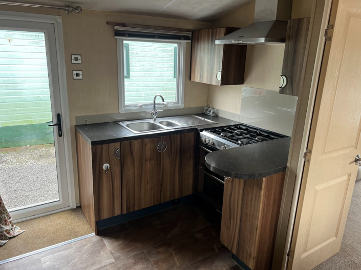 Image No.18-2 Bed Park Home for sale