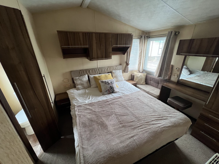 Image No.22-2 Bed Park Home for sale