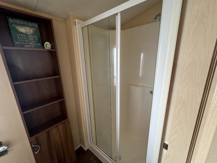 Image No.25-2 Bed Park Home for sale