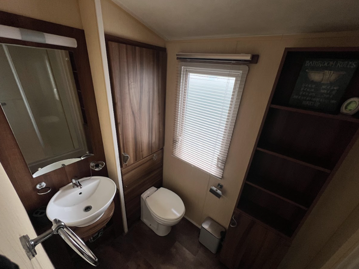 Image No.27-2 Bed Park Home for sale