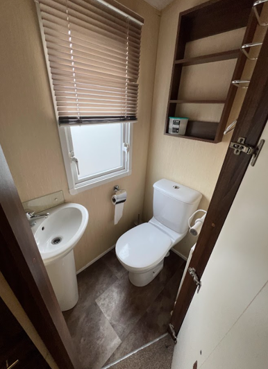 Image No.28-2 Bed Park Home for sale