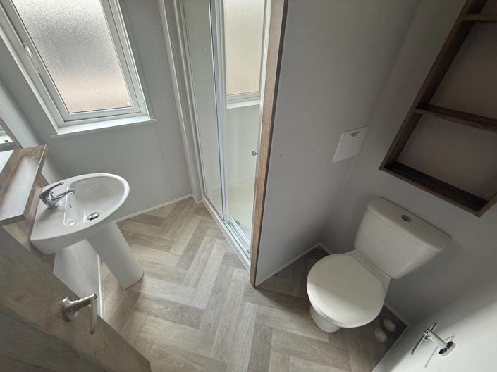 Image No.16-2 Bed Park Home for sale