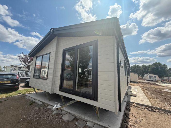 Image No.21-2 Bed Park Home for sale