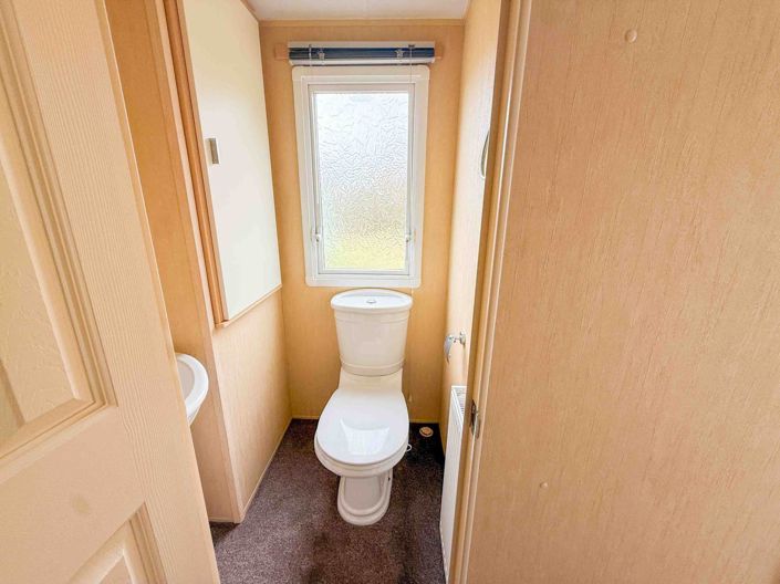 Image No.11-2 Bed Park Home for sale