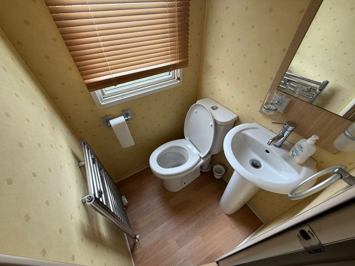 Image No.16-2 Bed Park Home for sale