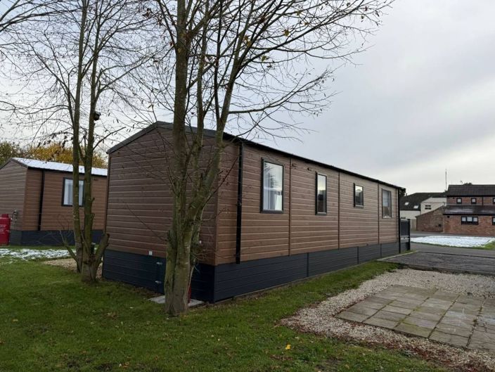 Image No.13-2 Bed Park Home for sale