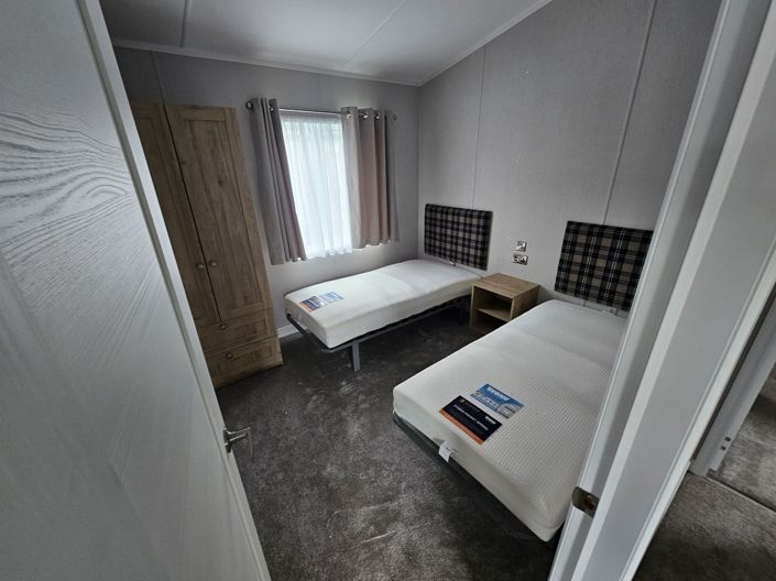 Image No.7-2 Bed Park Home for sale