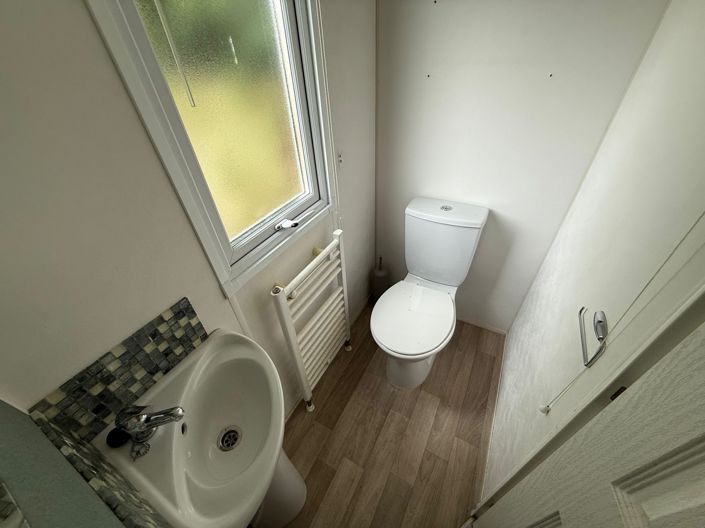 Image No.15-2 Bed Park Home for sale