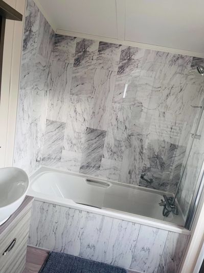 Image No.17-2 Bed Park Home for sale