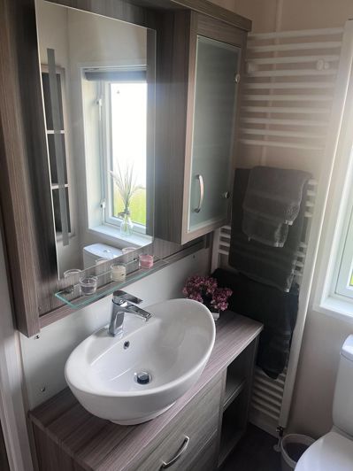 Image No.18-2 Bed Park Home for sale