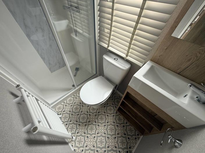 Image No.13-3 Bed Park Home for sale