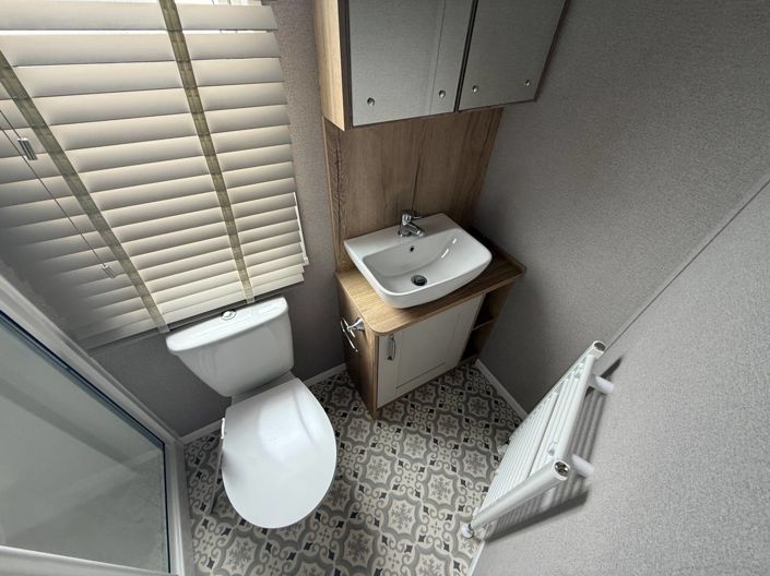 Image No.16-3 Bed Park Home for sale