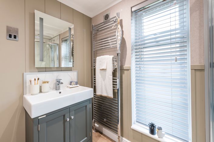 Image No.23-2 Bed Park Home for sale