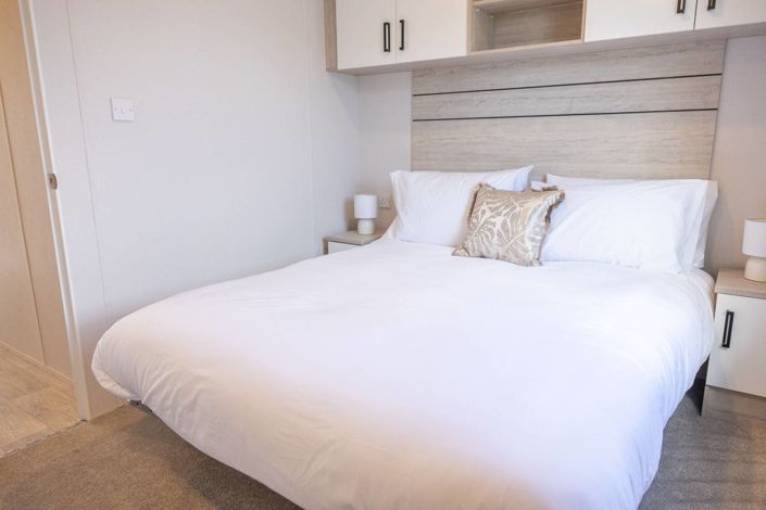 Image No.11-2 Bed Park Home for sale