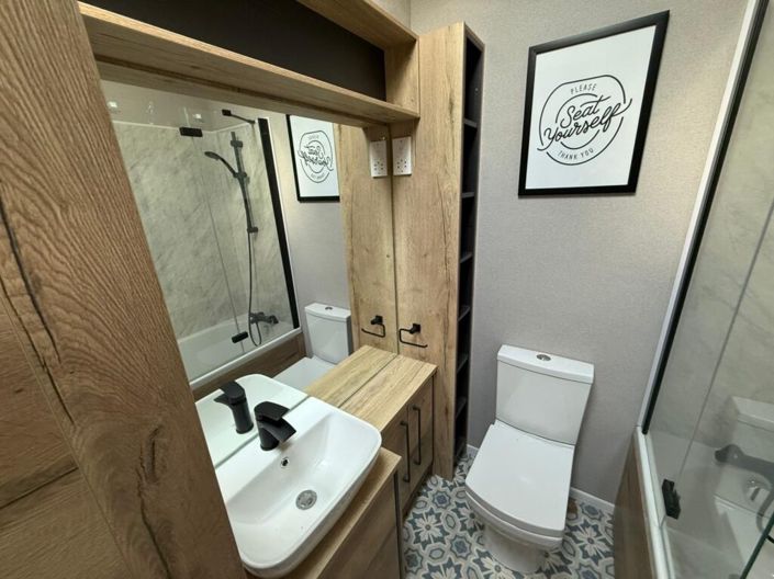 Image No.14-2 Bed Park Home for sale