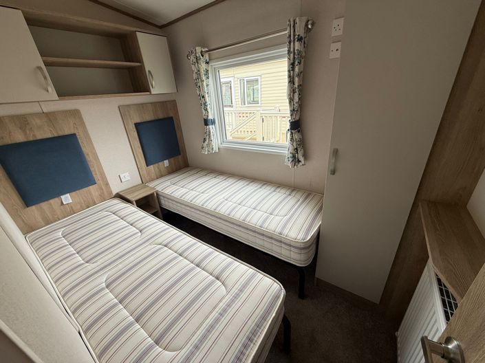 Image No.11-2 Bed Park Home for sale