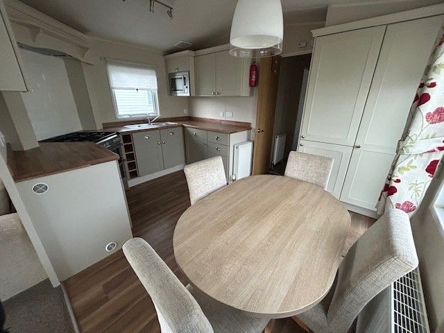 Image No.4-2 Bed Park Home for sale