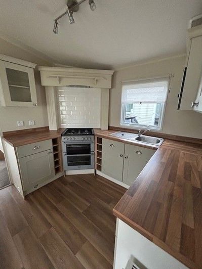 Image No.8-2 Bed Park Home for sale