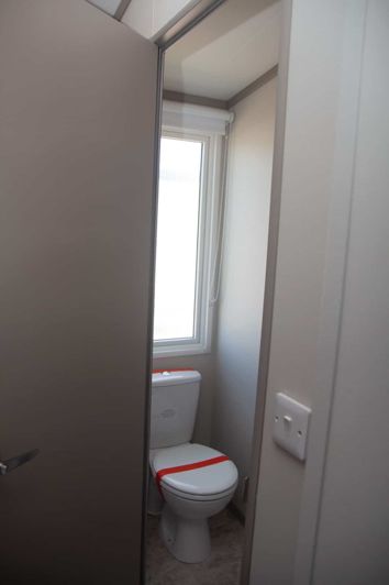 Image No.16-2 Bed Park Home for sale